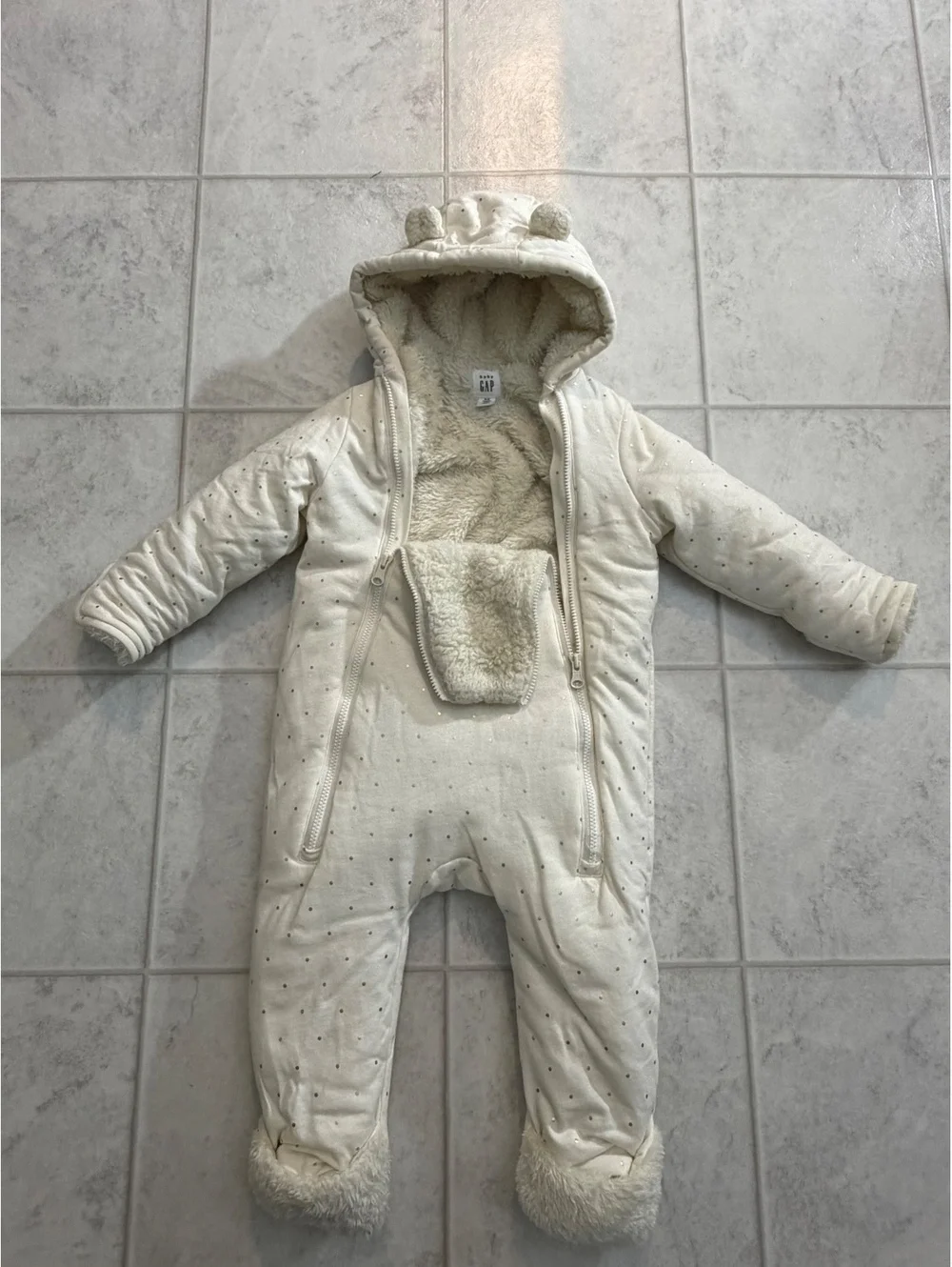 Baby Gap cream hooded bunting snowsuit